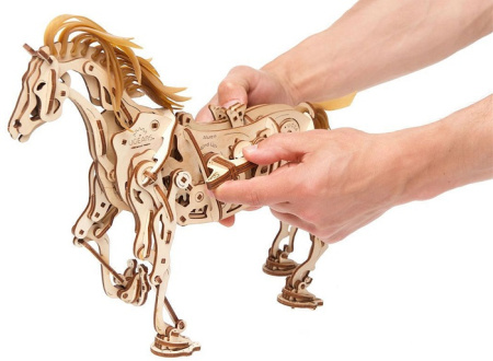 Сборная модель Ugears Конь-Механоид