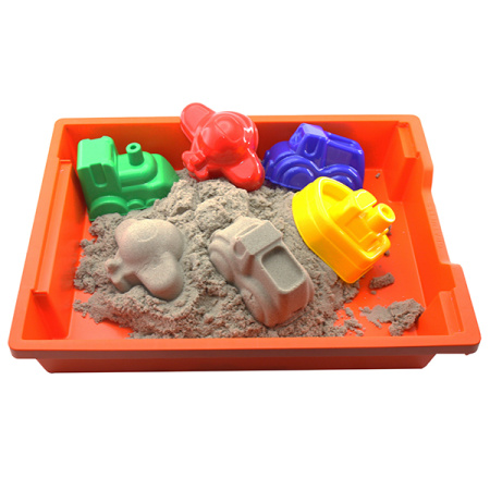 Пластиковая песочница с крышкой