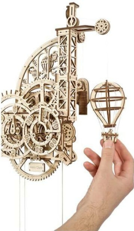 Сборная модель Ugears Аэро Часы с маятником 70154